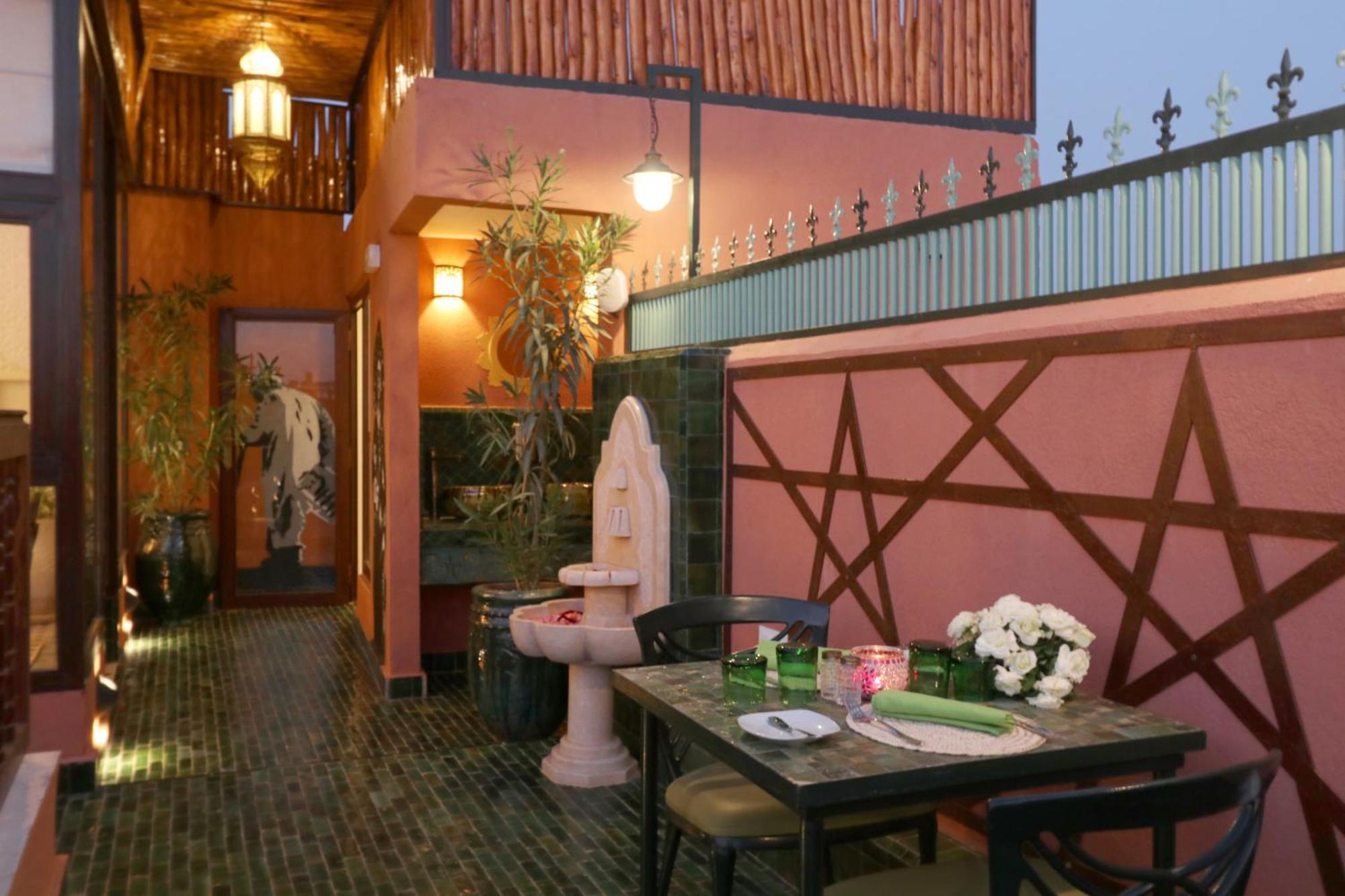 Riad Wazani Square & Spa มาร์ราเกช ภายนอก รูปภาพ