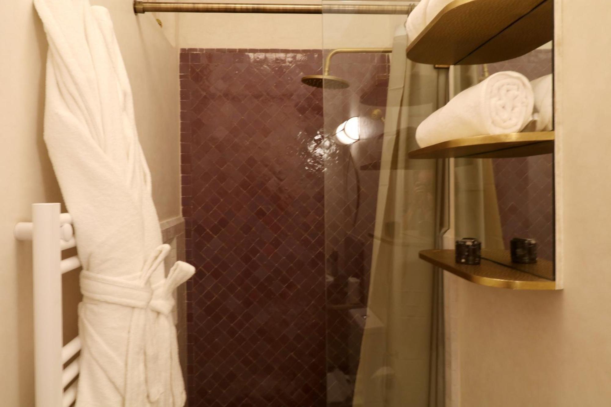 Riad Wazani Square & Spa มาร์ราเกช ห้อง รูปภาพ
